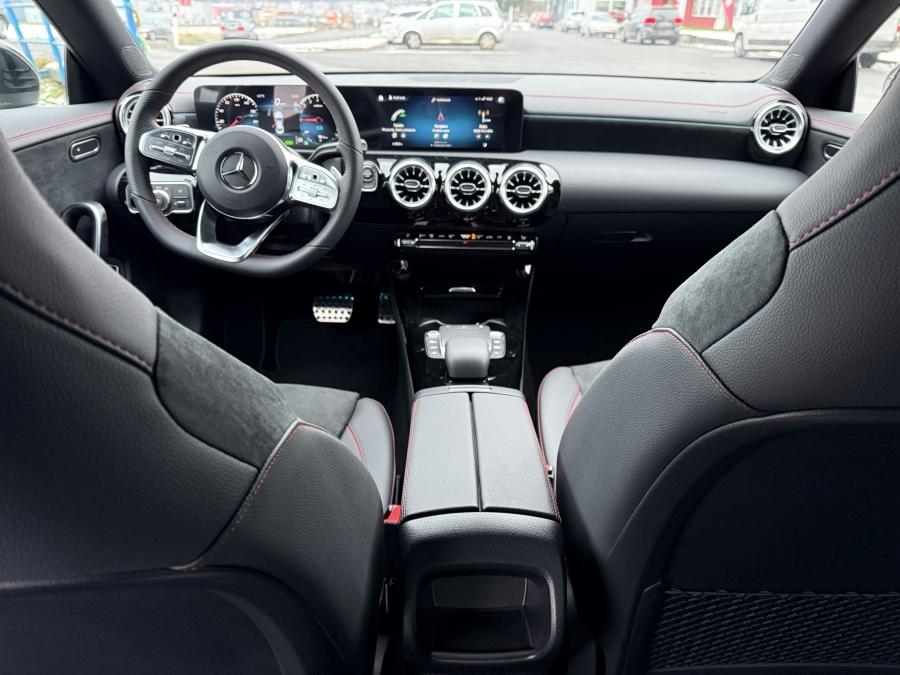 Mercedes-Benz CLA 250 E KUPE Mercedes-Benz CLA 250 E KUPE