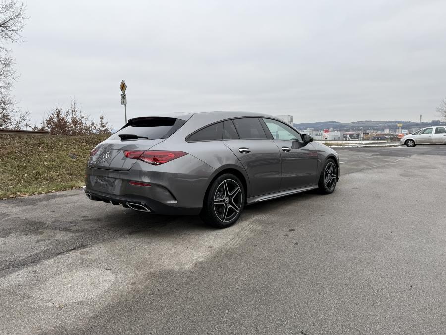 Mercedes-Benz CLA 180 D SHOOTING BRAKE Mercedes-Benz CLA 180 D SHOOTING BRAKE