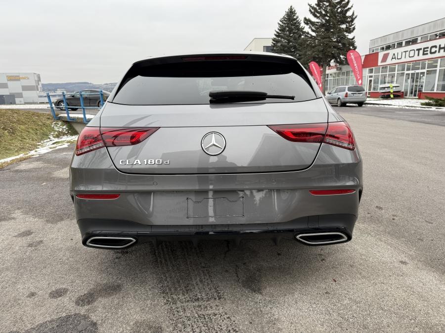 Mercedes-Benz CLA 180 D SHOOTING BRAKE Mercedes-Benz CLA 180 D SHOOTING BRAKE