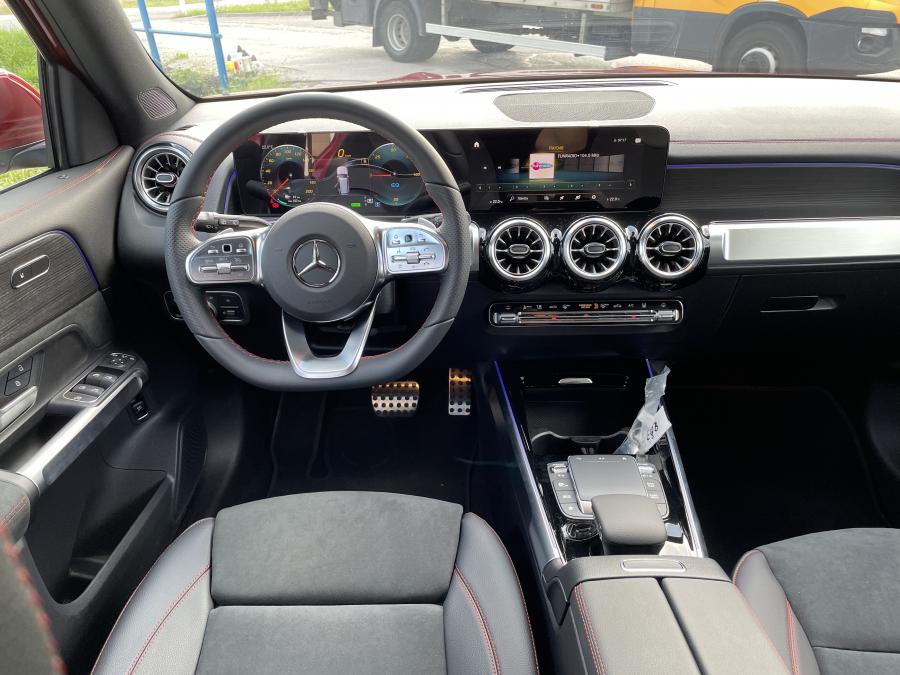 Mercedes-Benz EQB 300 4MATIC Mercedes-Benz EQB 300 4MATIC
