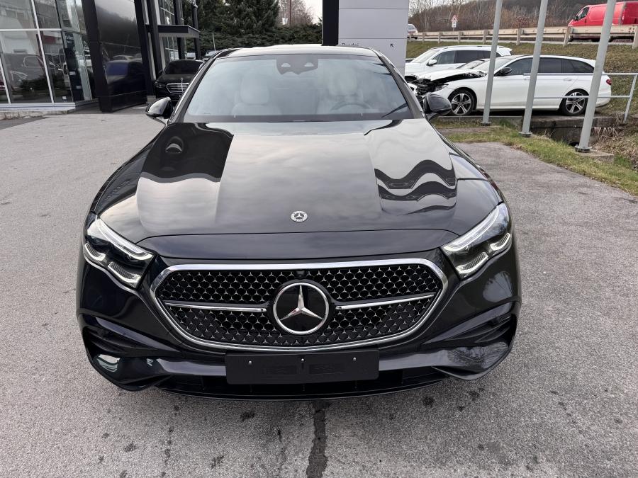 Mercedes-Benz E 220 D 4MATIC Mercedes-Benz E 220 D 4MATIC