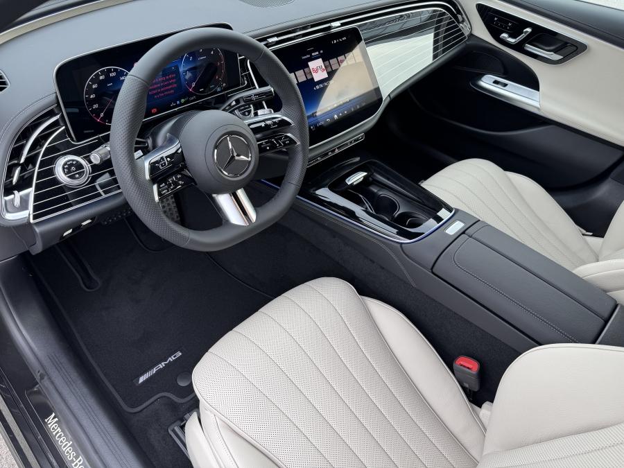 Mercedes-Benz E 220 D 4MATIC Mercedes-Benz E 220 D 4MATIC