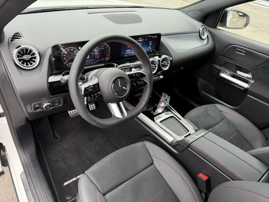 Mercedes-Benz GLA 180 D Mercedes-Benz GLA 180 D