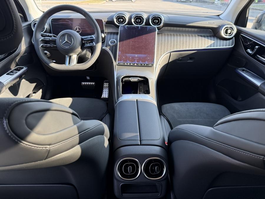 Mercedes-Benz GLC 300 DE 4MATIC Mercedes-Benz GLC 300 DE 4MATIC
