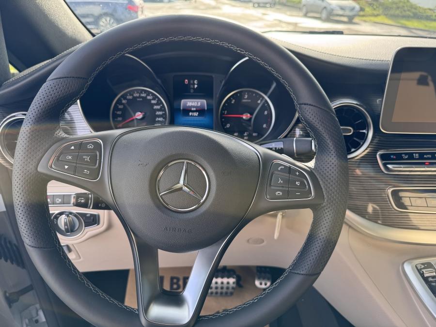 Mercedes-Benz TRIEDA V 300 D LONG Mercedes-Benz TRIEDA V 300 D LONG