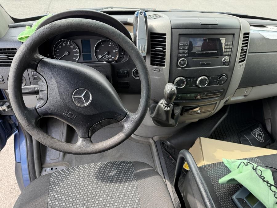 Mercedes-Benz SPRINTER 518 Mercedes-Benz SPRINTER 518